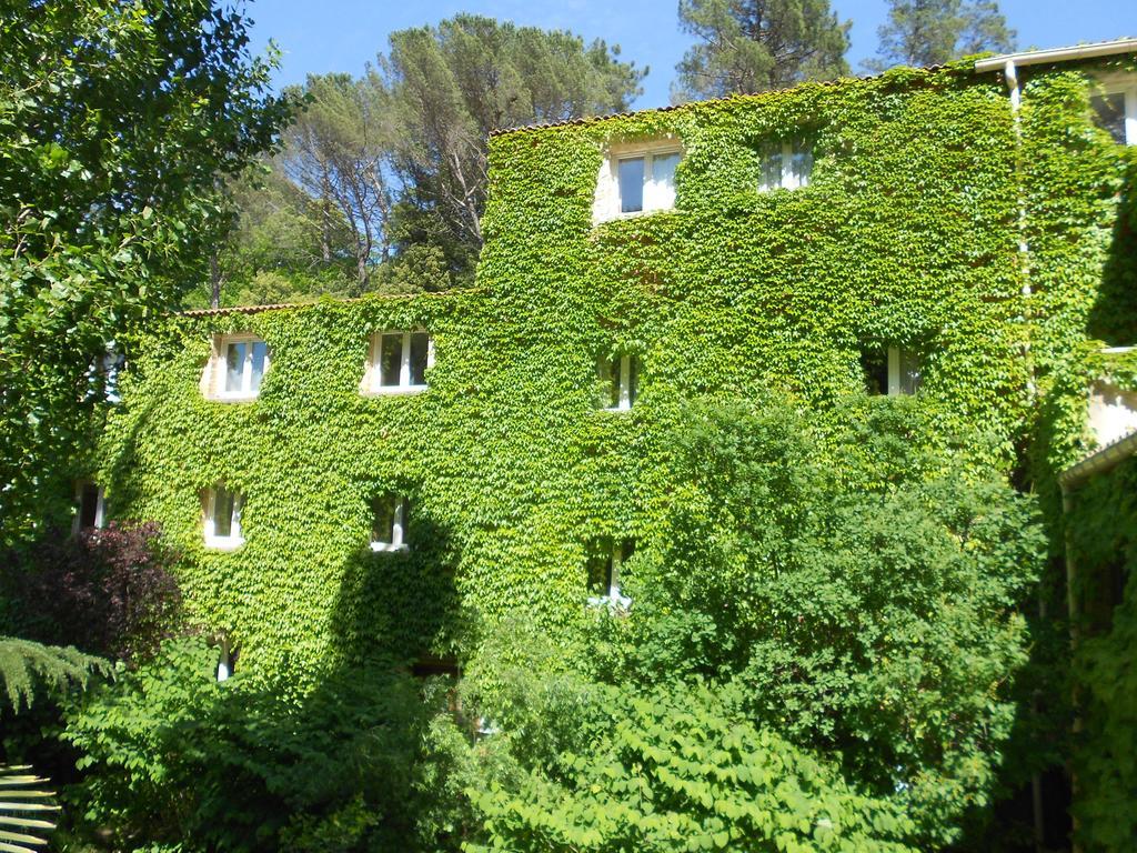 Apart'Hotel Les 4 Sources Corbés Exterior foto